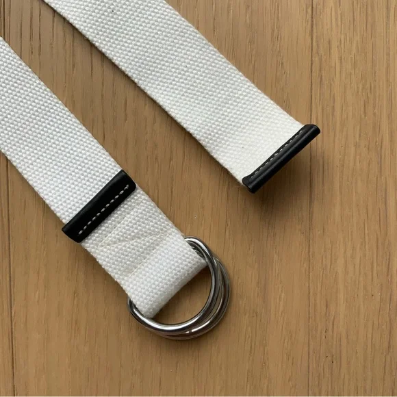 D  RING WHITE CANVAS BELT - Picture 2 of 3